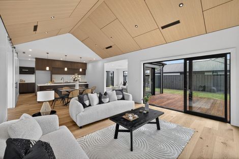 Photo of property in 28 Inch Crescent, Rangiora, 7400