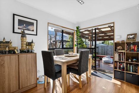 Photo of property in 2/164 Nile Road, Milford, Auckland, 0620