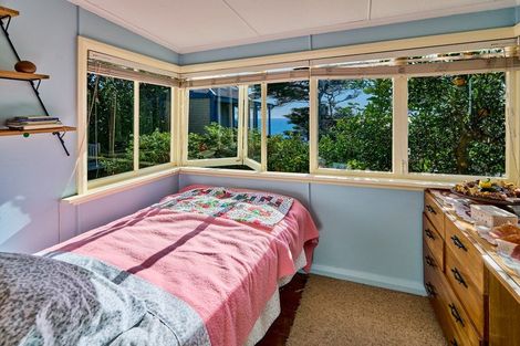 Photo of property in 43 Haunui Road, Pukerua Bay, 5026