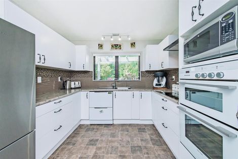 Photo of property in 61 Scarlet Oak Drive, West Melton, Christchurch, 7671