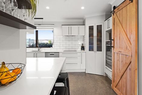 Photo of property in 166 Avondale Road, Greenmeadows, Napier, 4112