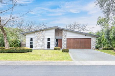 Photo of property in 10 Parawera Drive, Acacia Bay, Taupo, 3330