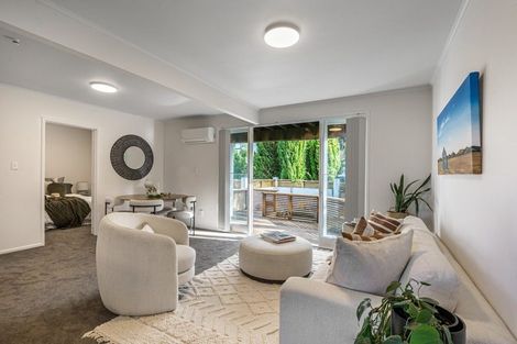 Photo of property in 2/13-15 Campbell Road, Takapuna, Auckland, 0622