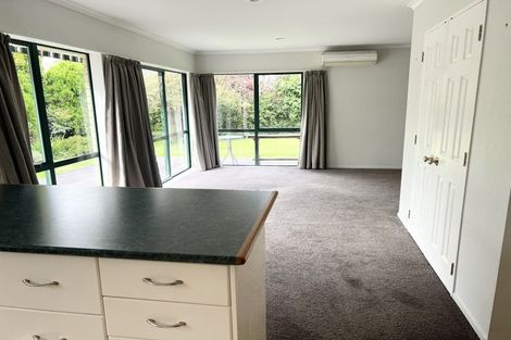 Photo of property in 13 Advance Way, Albany, Auckland, 0632