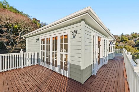 Photo of property in 77 Valley Road, Cashmere, Christchurch, 8022