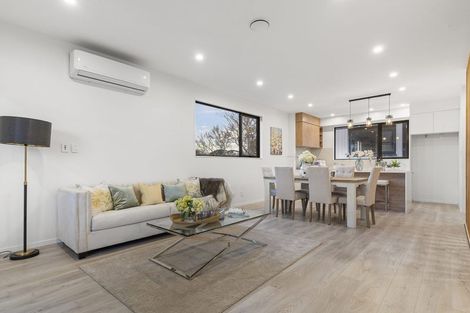 Photo of property in 8/14 Williamson Avenue, Belmont, Auckland, 0622