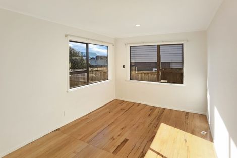 Photo of property in 36 Woodford Avenue, Henderson, Auckland, 0610