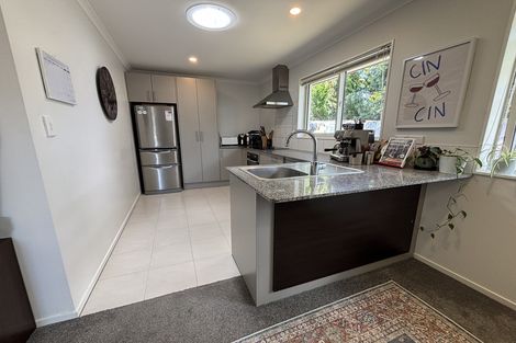 Photo of property in 55 Matipo Road, Te Atatu Peninsula, Auckland, 0610