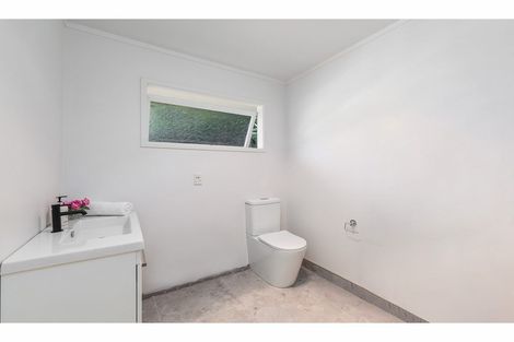 Photo of property in 1/9 Selwyn Avenue, Glen Eden, Auckland, 0602