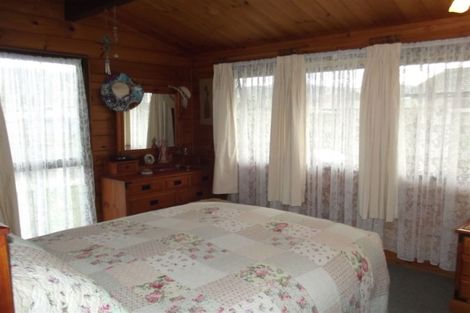 Photo of property in 1 Andrew Street, Waimate, 7924