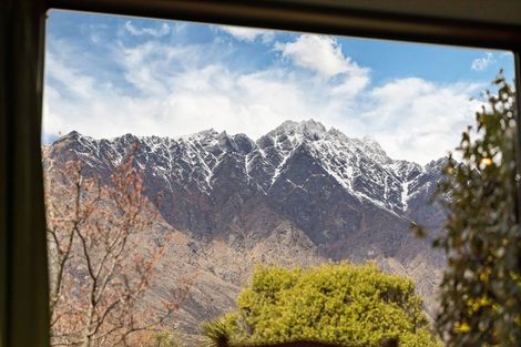 Photo of property in 39 Remarkables Crescent, Frankton, Queenstown, 9300