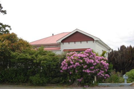 Photo of property in 99 Domett Street, Westport, 7825