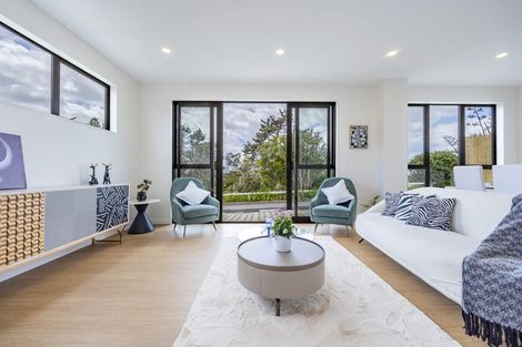 Photo of property in 744 East Coast Road, Pinehill, Auckland, 0630