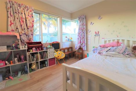 Photo of property in 47 Turnberry Drive, Wattle Downs, Auckland, 2103