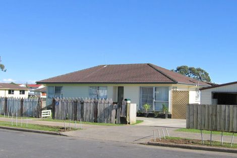 Photo of property in 12 Ravenna Way, Clover Park, Auckland, 2023