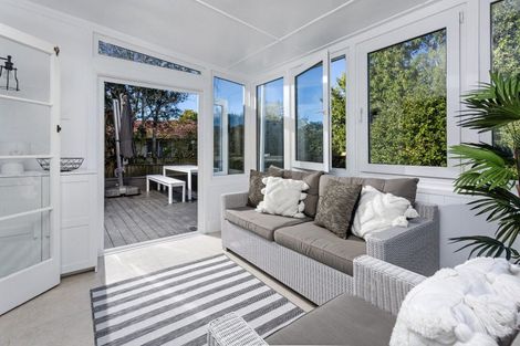 Photo of property in 313 Royal Road, Massey, Auckland, 0614