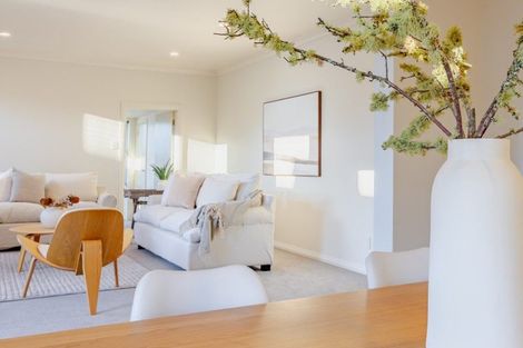 Photo of property in 915 Avenue Road East, Parkvale, Hastings, 4122