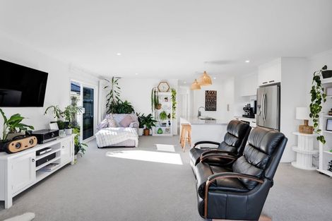 Photo of property in 4 Whenu Way, Bell Block, New Plymouth, 4312