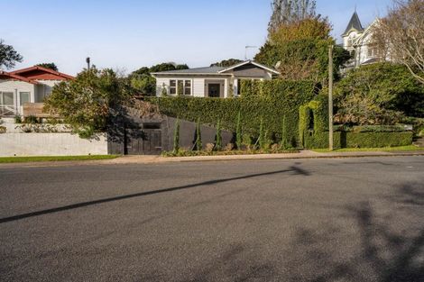 Photo of property in 15 Bracken Street, New Plymouth, 4310
