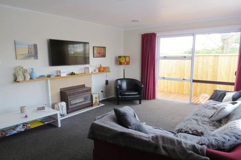 Photo of property in 38a Drake Street, Vogeltown, New Plymouth, 4310