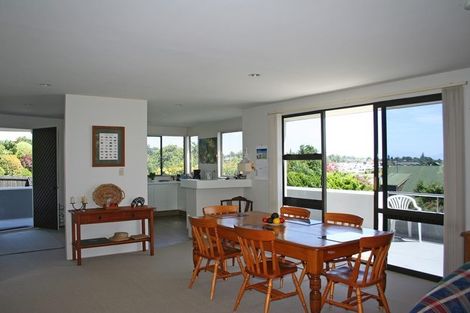 Photo of property in 6 Harvey Street, Waipahihi, Taupo, 3330