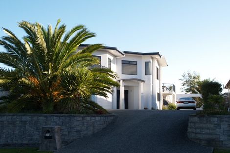 Photo of property in 1c Estuary Views, Shelly Park, Auckland, 2014