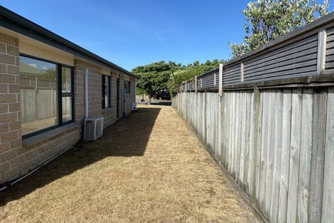 Photo of property in 9 Takahe Drive, Paraparaumu Beach, Paraparaumu, 5032