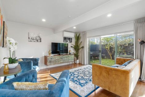 Photo of property in 3 Exler Place, Avondale, Auckland, 0600