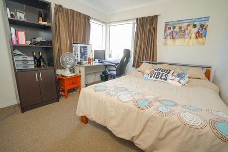 Photo of property in 19f Inverness Avenue, Hamilton East, Hamilton, 3216