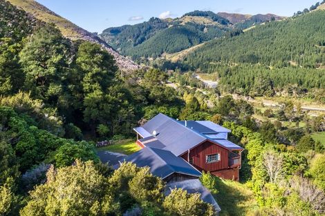 Photo of property in 350c Mt Holdsworth Road, Mount Holdsworth, Carterton, 5791