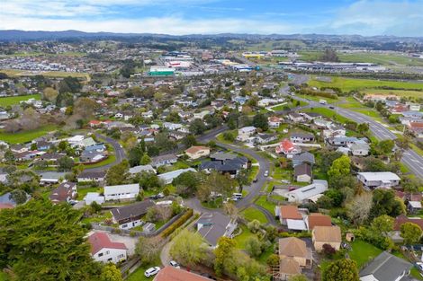 Photo of property in 20 Woodhouse Place, West Harbour, Auckland, 0618