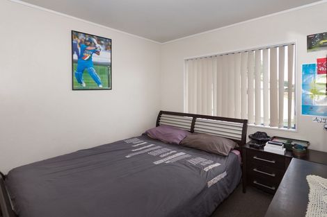 Photo of property in 518 Great South Road, Rosehill, Papakura, 2113