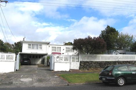 Photo of property in 20 Ribblesdale Road, Henderson, Auckland, 0612