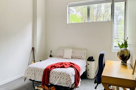 Photo of property in 20c Konini Road, Titirangi, Auckland, 0604