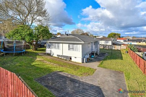 Photo of property in 1 Secretariat Place, Randwick Park, Auckland, 2105