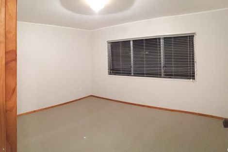Photo of property in 13 Rewarewa Road, Te Atatu Peninsula, Auckland, 0610