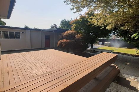 Photo of property in 37 Acacia Avenue, Upper Riccarton, Christchurch, 8041