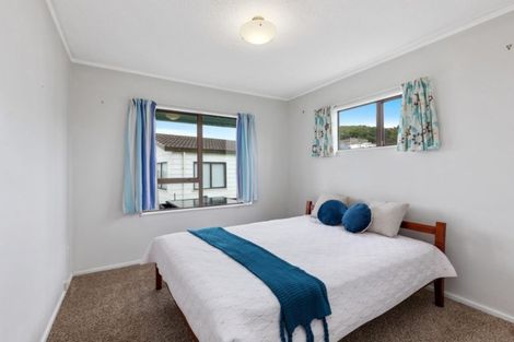 Photo of property in 16a Jasmine Grove, Maungaraki, Lower Hutt, 5010