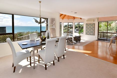 Photo of property in 33 Whale Cove, Stanmore Bay, Whangaparaoa, 0932