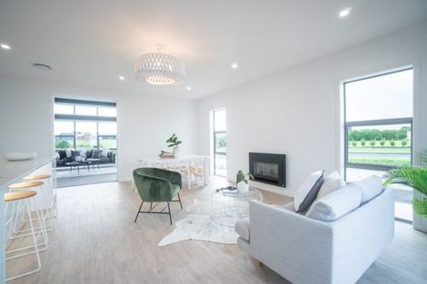 Photo of property in 9 Loveston Lane, Kelvin Grove, Palmerston North, 4470