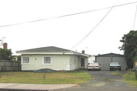 Photo of property in 2/11 Salisbury Road, Birkdale, Auckland, 0626