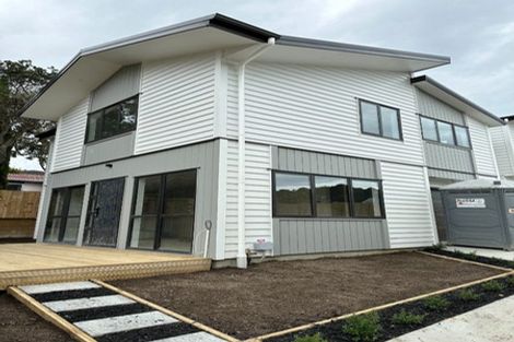 Photo of property in 11a Regency Place, Sunnynook, Auckland, 0632