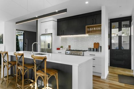 Photo of property in 14 Seven Oaks Drive, Kinloch, Taupo, 3377