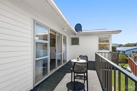 Photo of property in 5 Ferretti Grove, Avalon, Lower Hutt, 5011