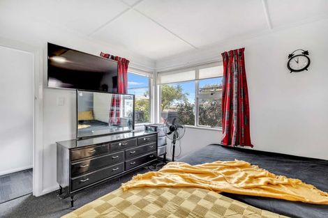 Photo of property in 23 Leeds Street, Milson, Palmerston North, 4414