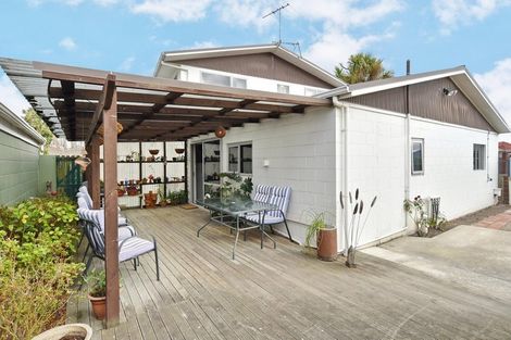 Photo of property in 85 Daniels Road, Redwood, Christchurch, 8051