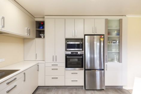 Photo of property in 32 Stoneleigh Lane, Aokautere, Palmerston North, 4471