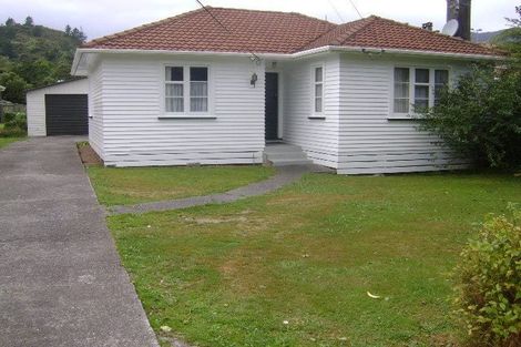 Photo of property in 145 Main Road, Wainuiomata, Lower Hutt, 5014