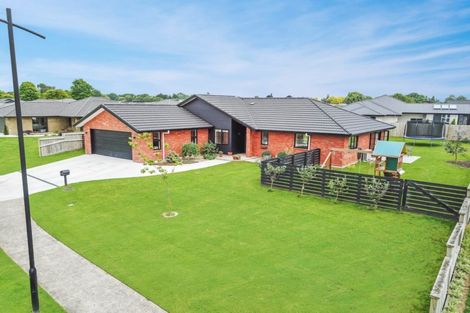 Photo of property in 19 O'sullivan Drive, Matamata, 3400