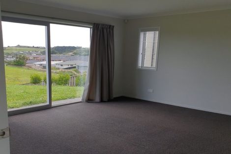 Photo of property in 53 Anselmi Ridge Road, Pukekohe, 2120